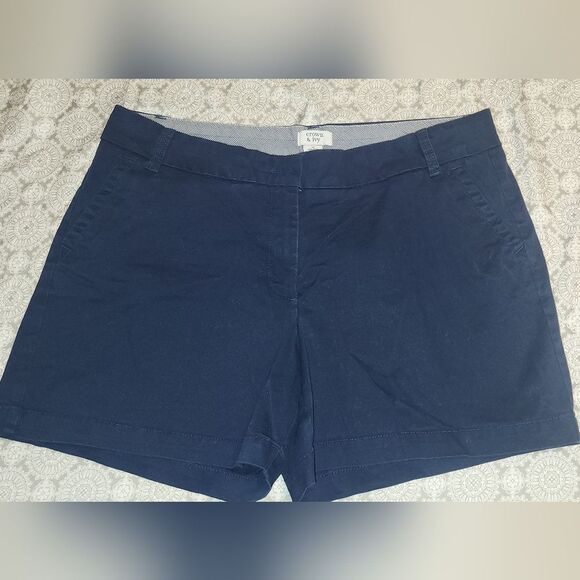 Crown and Ivy shorts - Picture 2 of 8